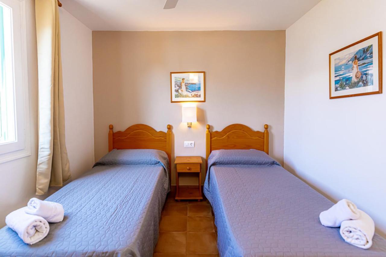 Apartamentos Arenal Playa Пунта-Гросса Екстер'єр фото